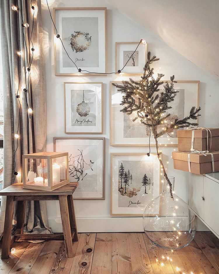 Christmas Gallery Wall