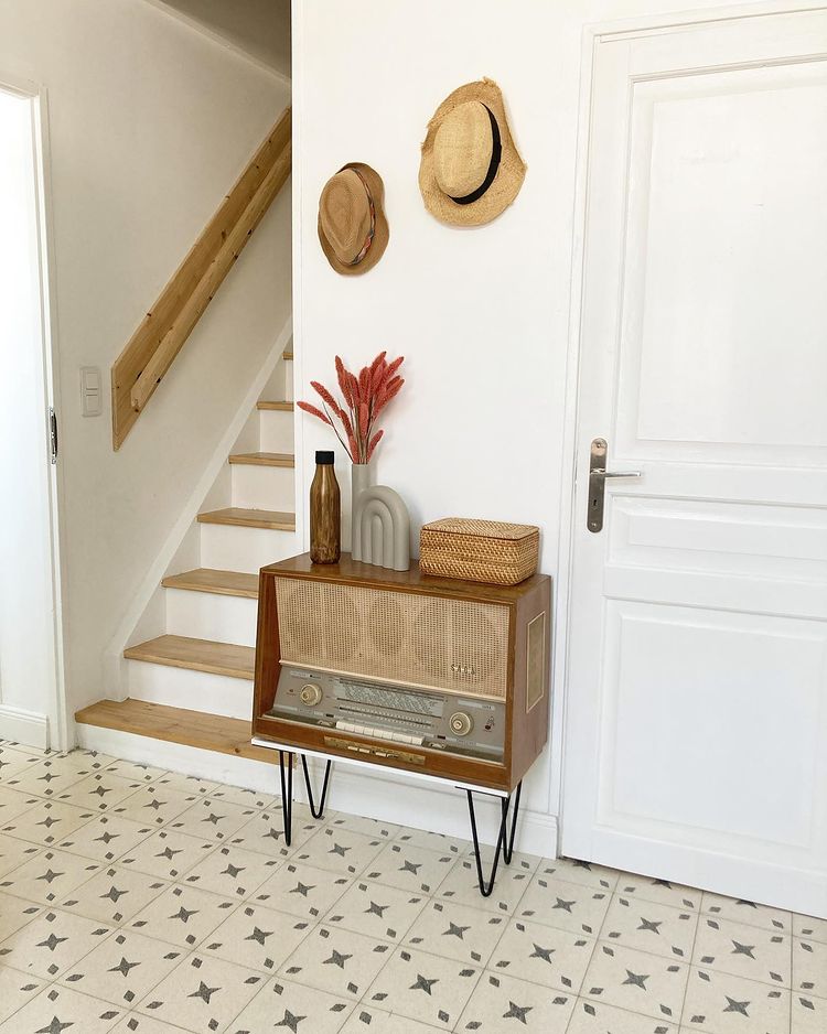 entryway table