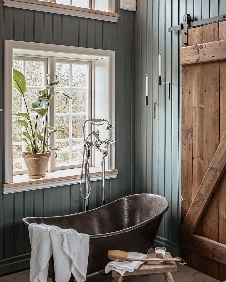 rustic bathroom