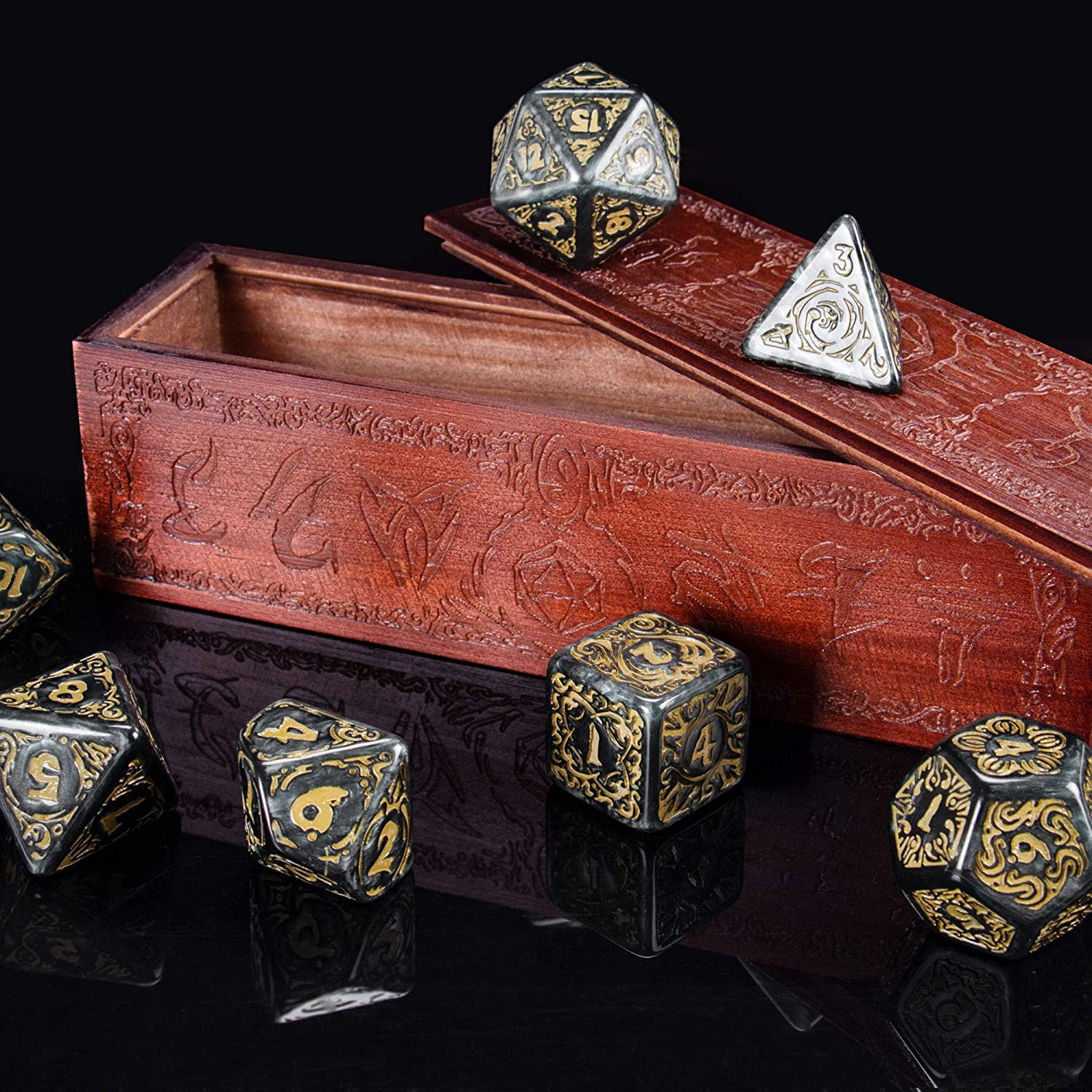 Black and gold Titan Dice